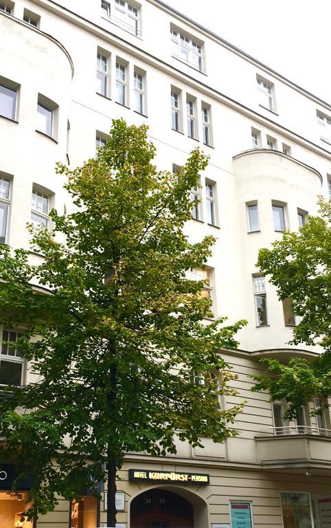 Kurfuerst Am Kurfuerstendamm Berlin Bagian luar foto