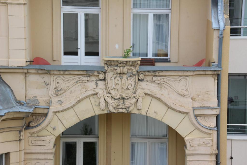 Kurfuerst Am Kurfuerstendamm Berlin Bagian luar foto