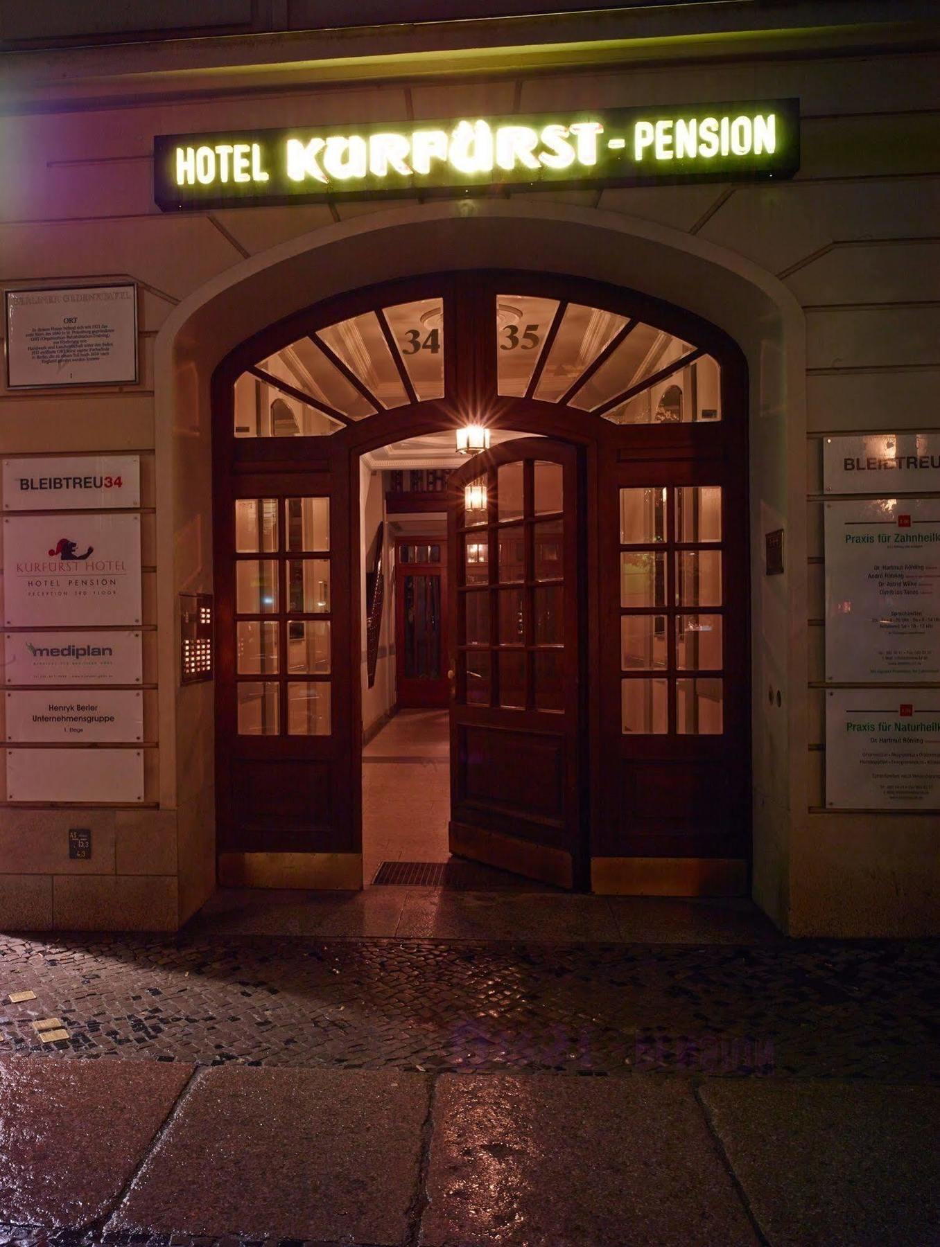 Kurfuerst Am Kurfuerstendamm Berlin Bagian luar foto